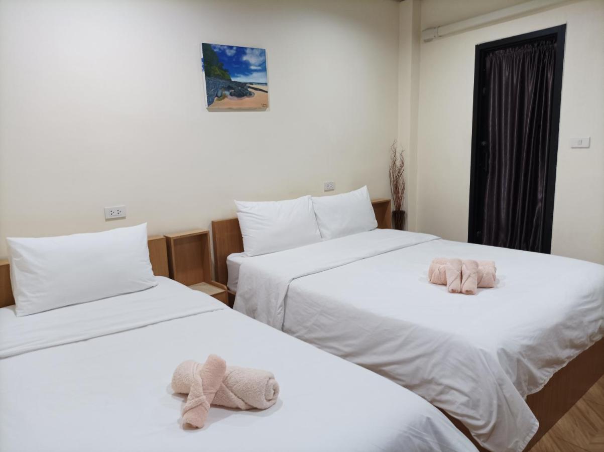 Double D Rooms & Cafe Bangkok Ngoại thất bức ảnh