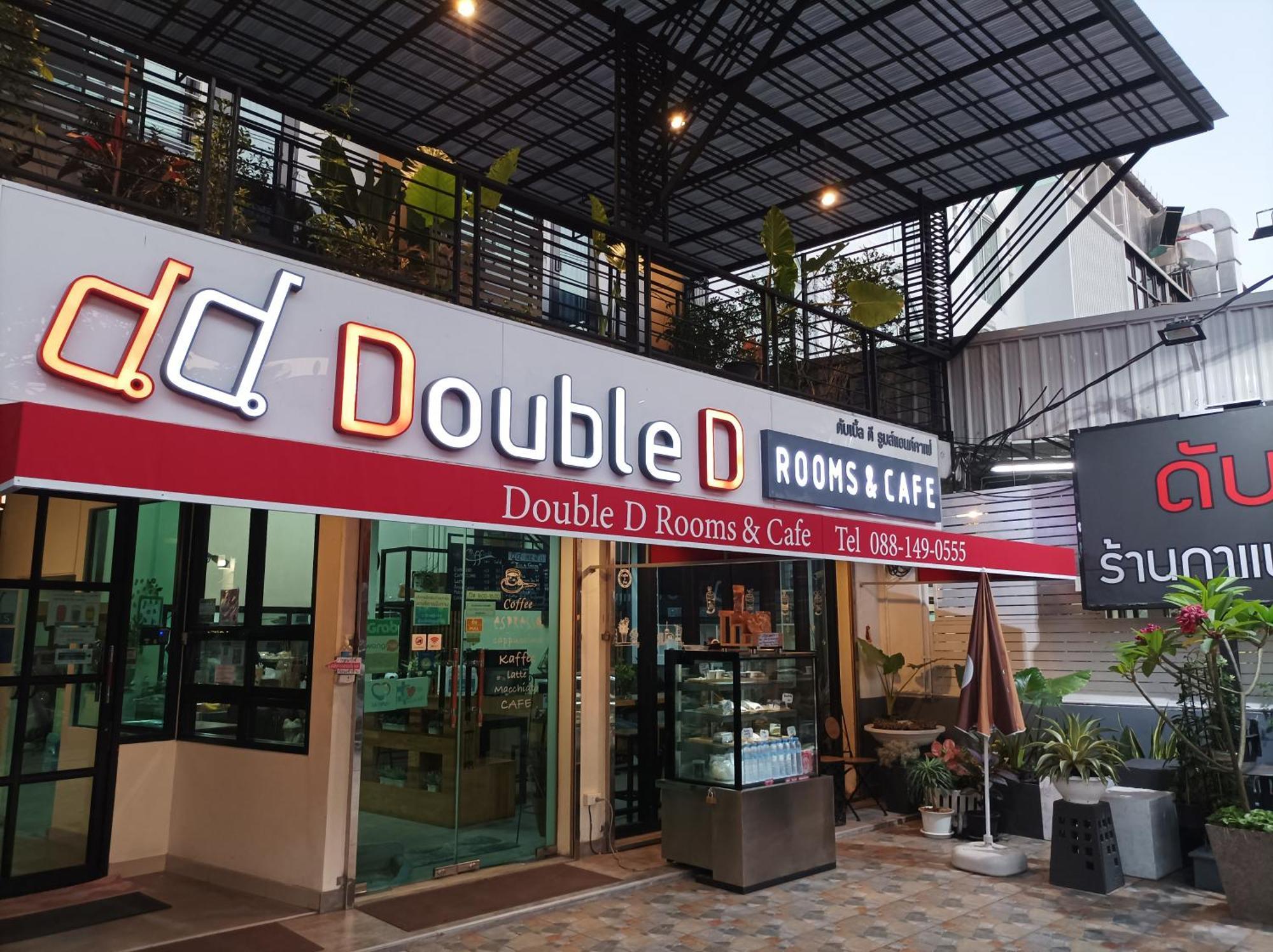 Double D Rooms & Cafe Bangkok Ngoại thất bức ảnh