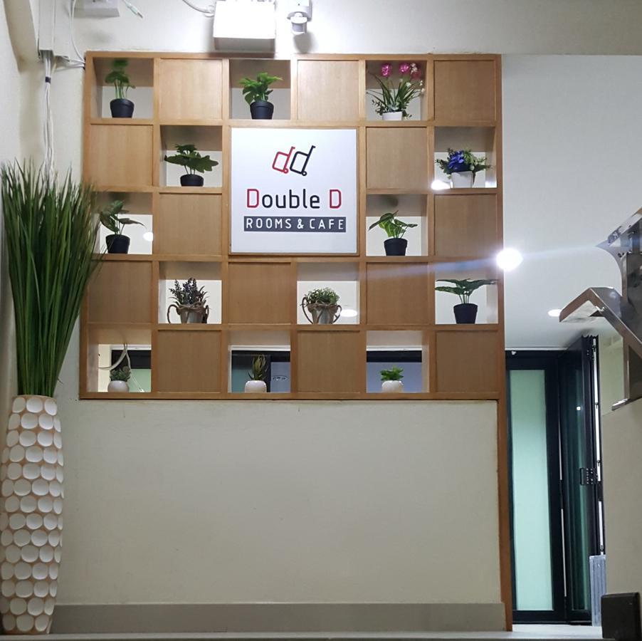 Double D Rooms & Cafe Bangkok Ngoại thất bức ảnh